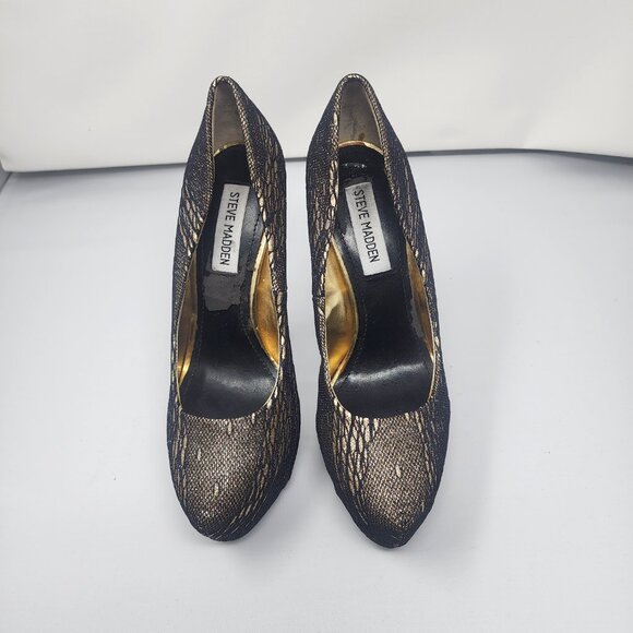 Beautiful pair of black and gold Steve Madden sparkle platform pumps - Picture 3 of 5